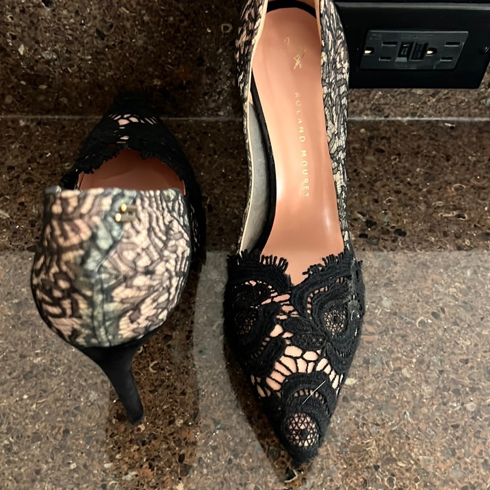 Roland Mouret lace heels worn once size 39 black
